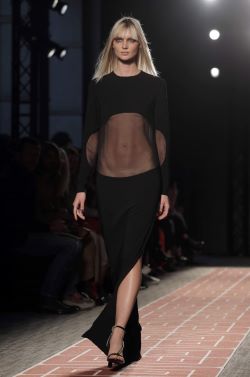 Guy Laroche, collection prêt-à-porter femme, printemps-été&nbsp;2020