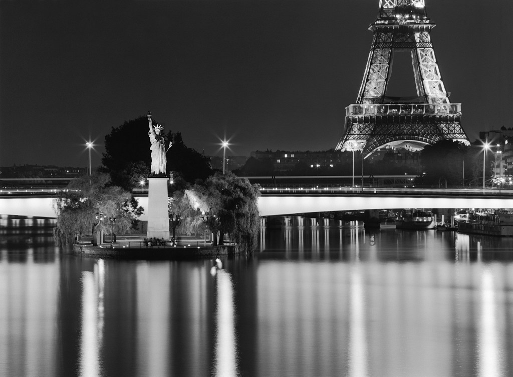 &laquo;&nbsp;Paris s&rsquo;illumine, les ponts de Paris la Nuit&nbsp;&raquo;, exposition du photographe Gary&nbsp;Zuercher